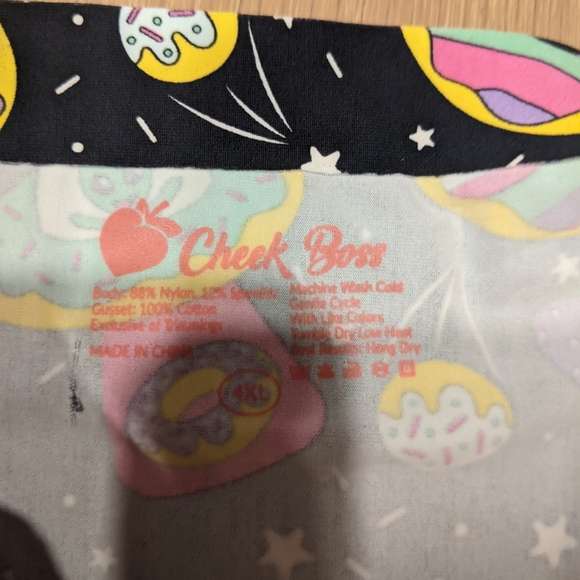 Cheek Boss alien donut themed panties - Picture 7 of 10